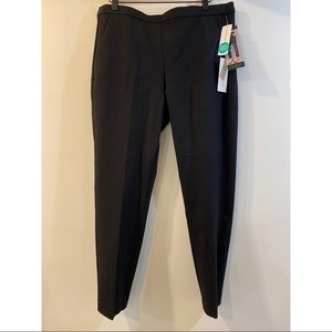 NWT Women’s Trouser - Liverpool Tyler Straight Leg Textured Trouser (size 12)